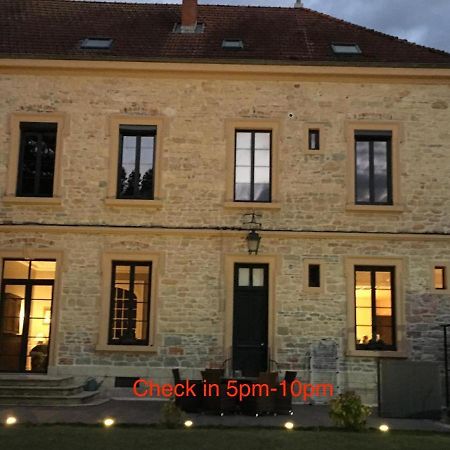 Les Tourelles Hotel Exterior photo